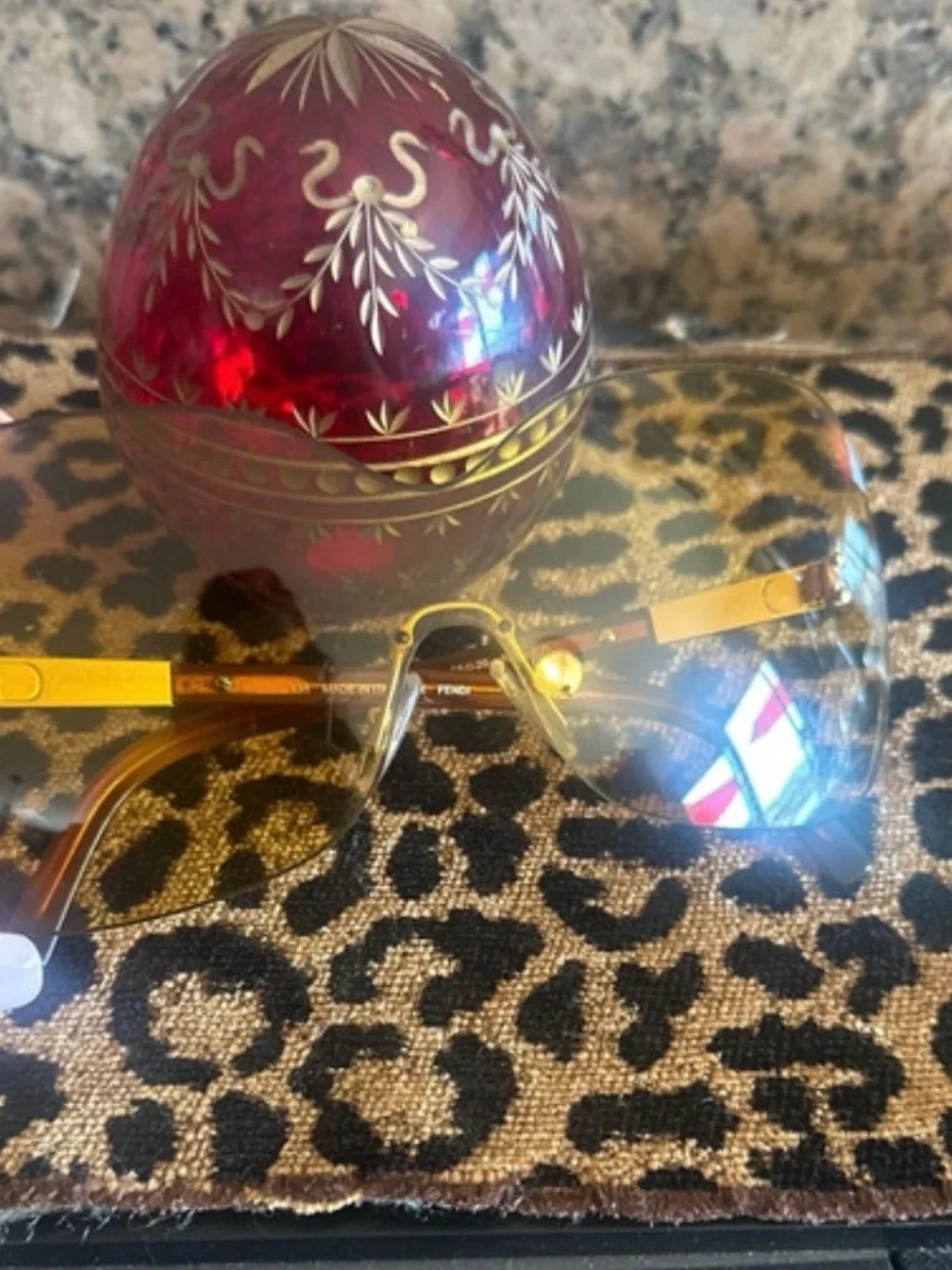 Beautiful Brand New FENDI BUTTERFLY 🦋 SUNGLASSES WITH YELLOW LENS